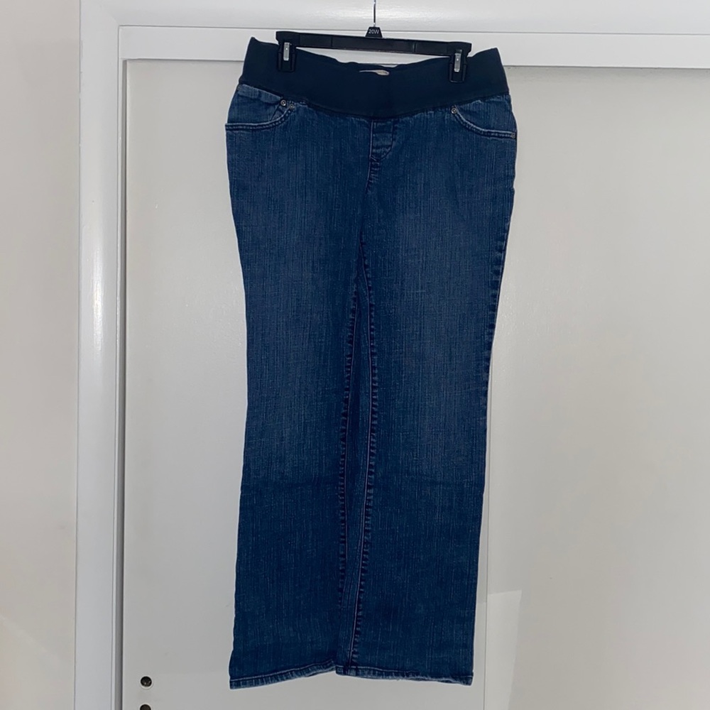 Old Navy Maternity low-rise blue jeans